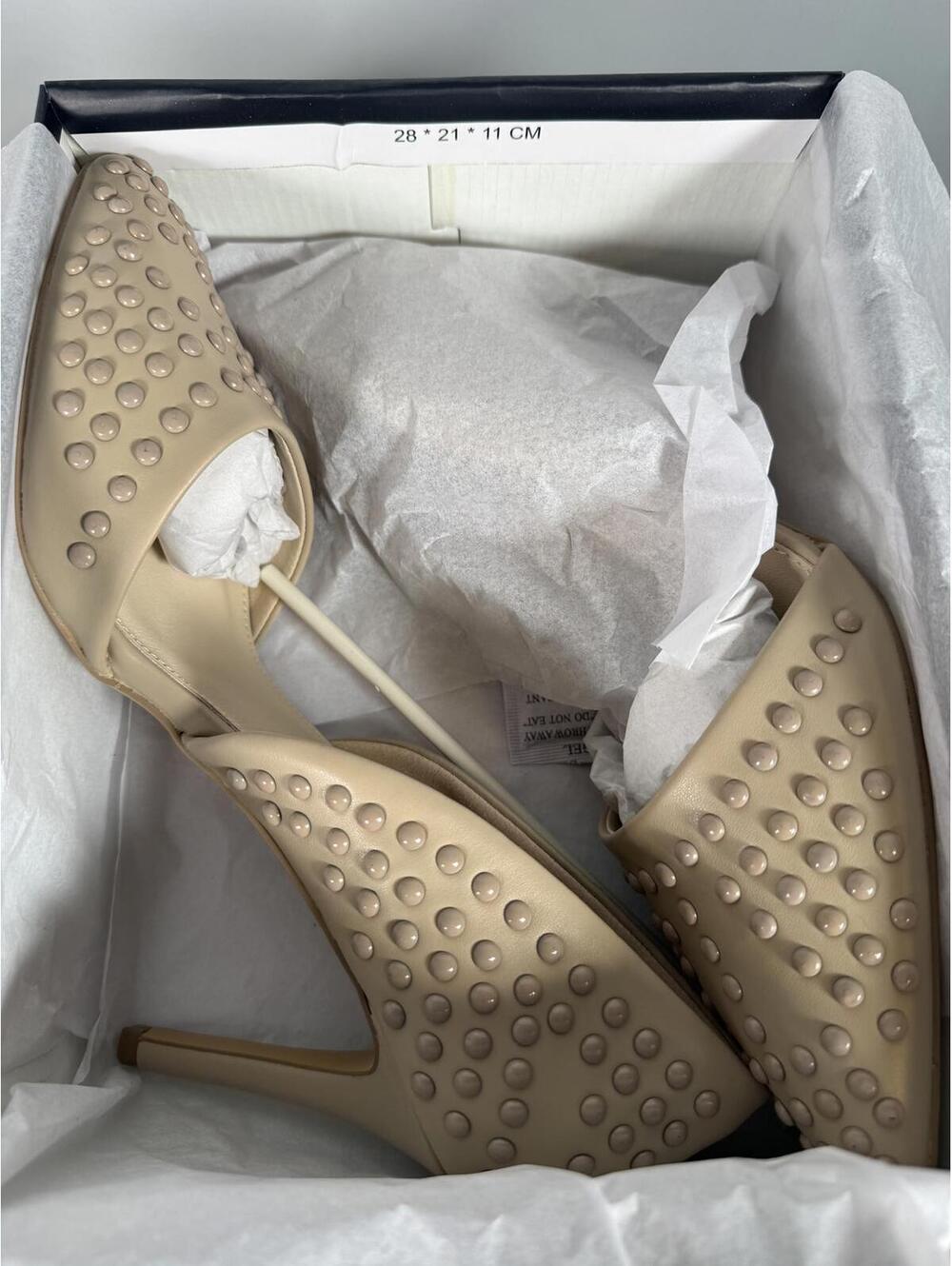 French Connection Studded D'Orsay Heels Size 11 NWB - Picture 2 of 10